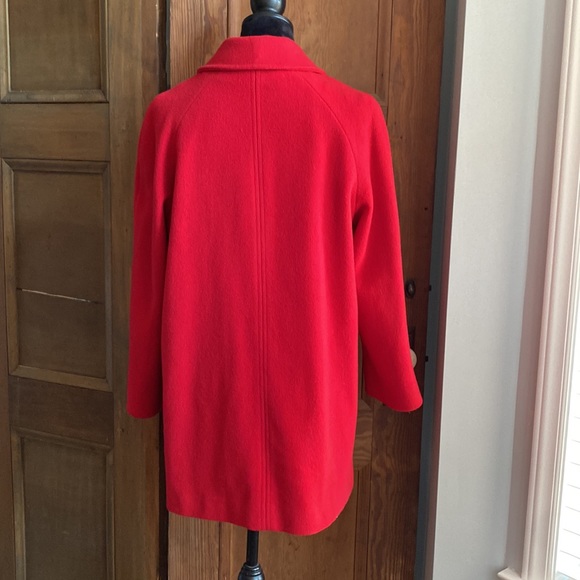 Vintage Herman Kay Red Wool Coat. 4 gold button front closure. Sz L. - Picture 5 of 10